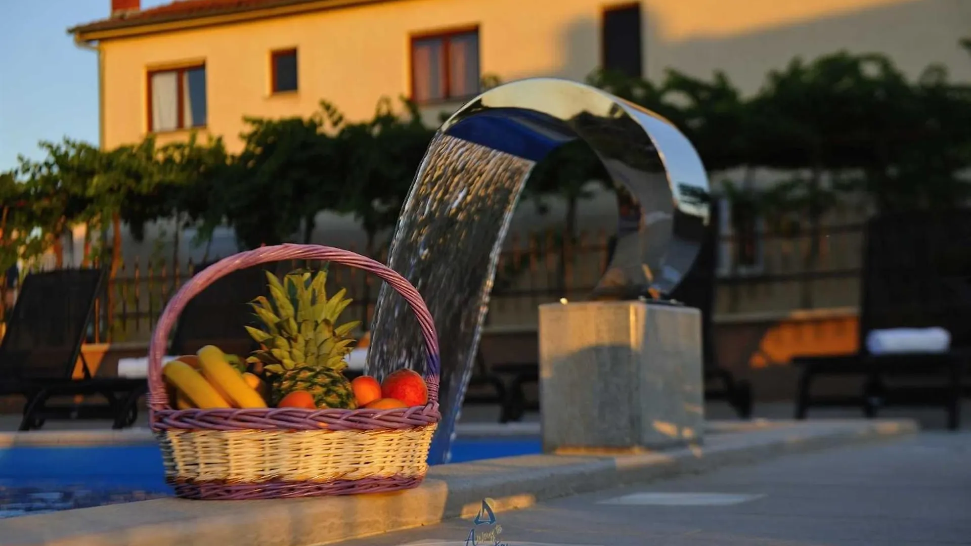 Villa Tea Novigrad By Awaytocroatia